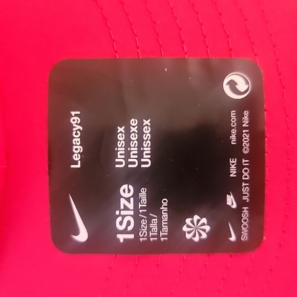 Unisex Nike Legacy91 Hat, color Red and white, size adjustable - Picture 6 of 6